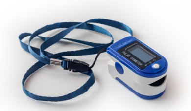 comment utiliser un oxymètre de doigt